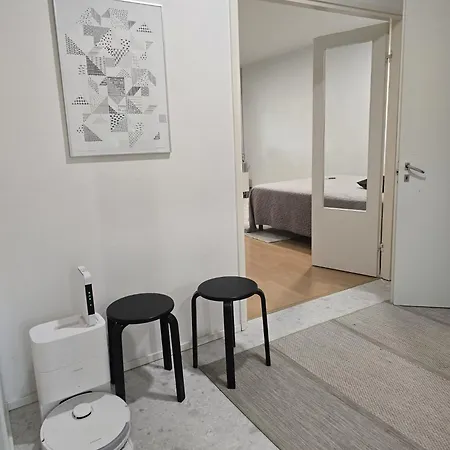 Rauhallinen Ja Viihtyisae Asunto 4 Erillisaenkyae *